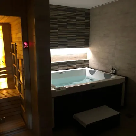 Nv Luxury & Apartment *