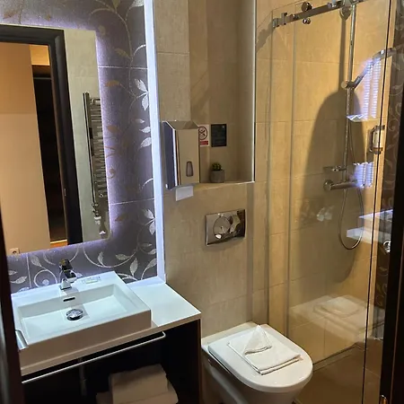 Nv Luxury &